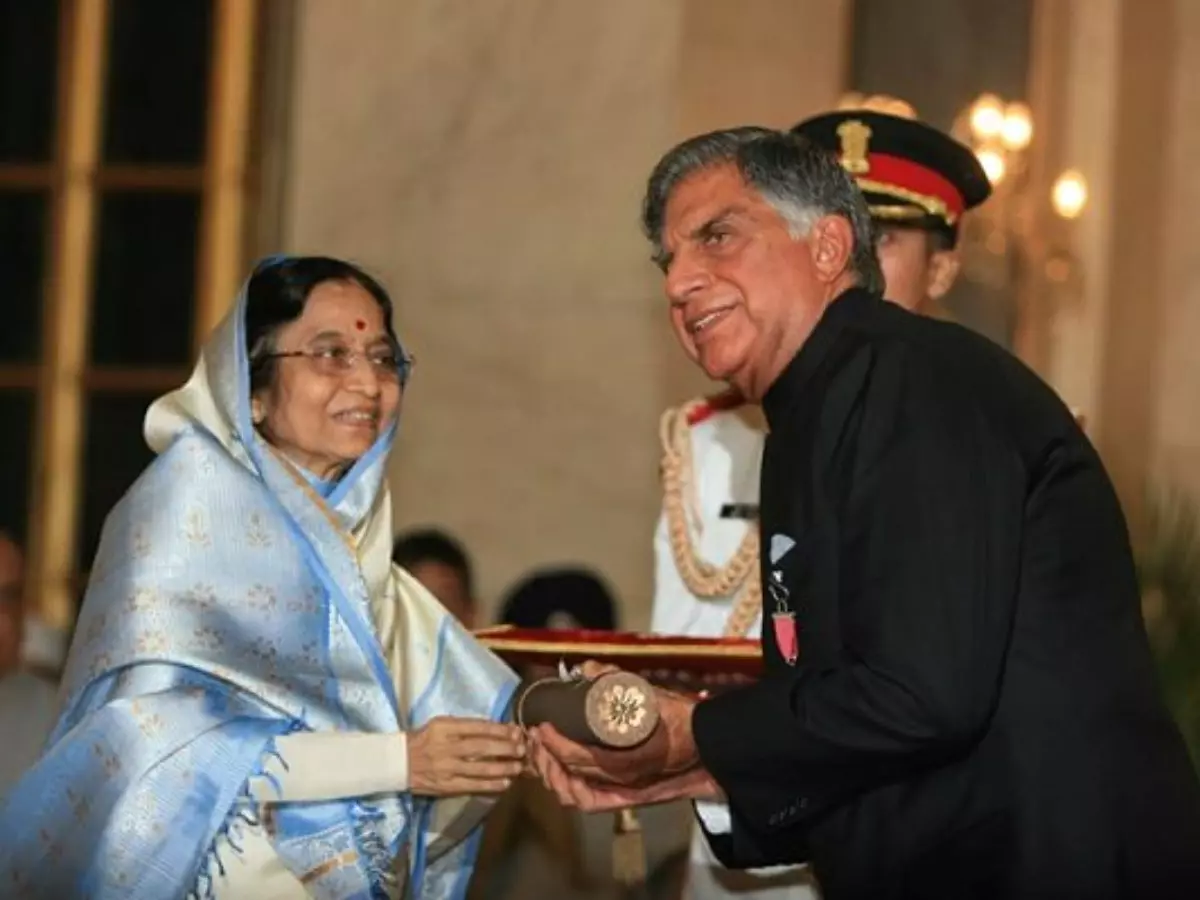 ratan-tata-padma-bhushan_65e9679b83d4a